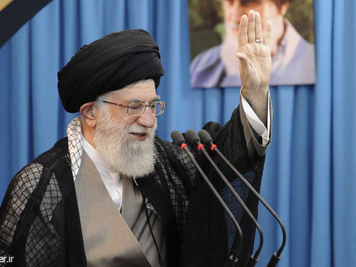 L’Ayatollah Khamenei a mis en garde contre une éventuelle guerre civile en Égypte (09/08/2013)